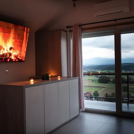 Hill Stars House Dom wakacyjny Straza