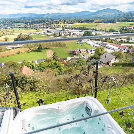 Dom wakacyjny Hill Stars House *