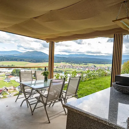 بيت للعطل Hill Stars House Straza