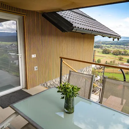 Hill Stars House *