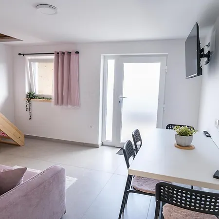 Dom wakacyjny Hill Stars House