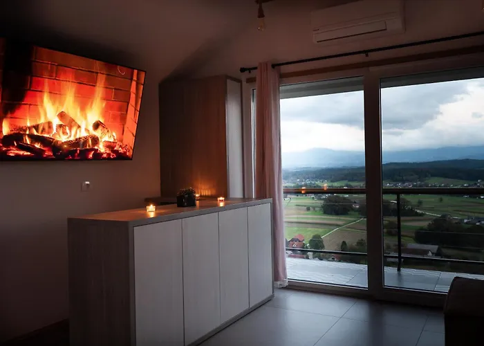 Hill Stars House Holiday home Straza