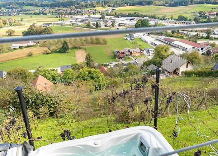 度假居 Hill Stars House *