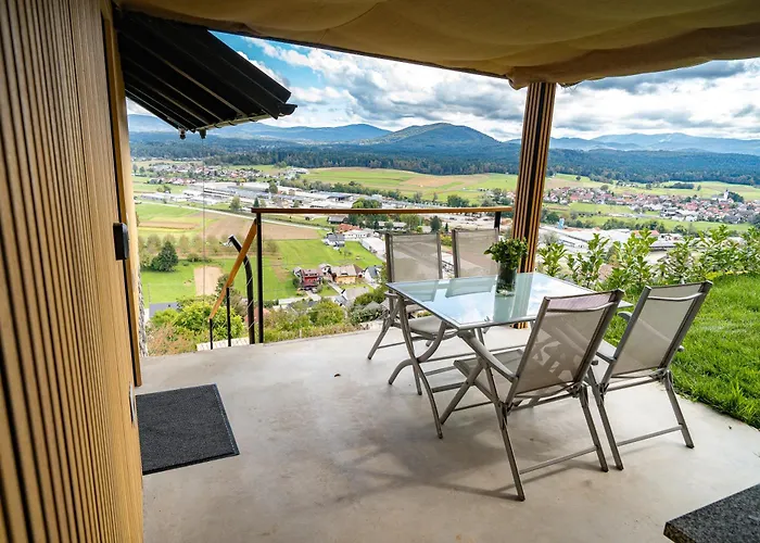 Hill Stars House Straza